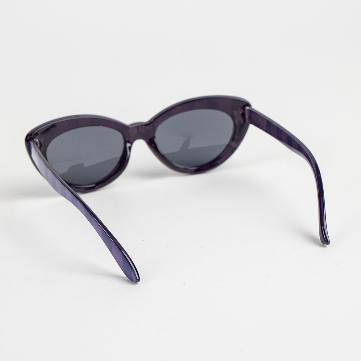 GAFAS DE SOL PREMIUM WEDNESDAY - Imagen 3