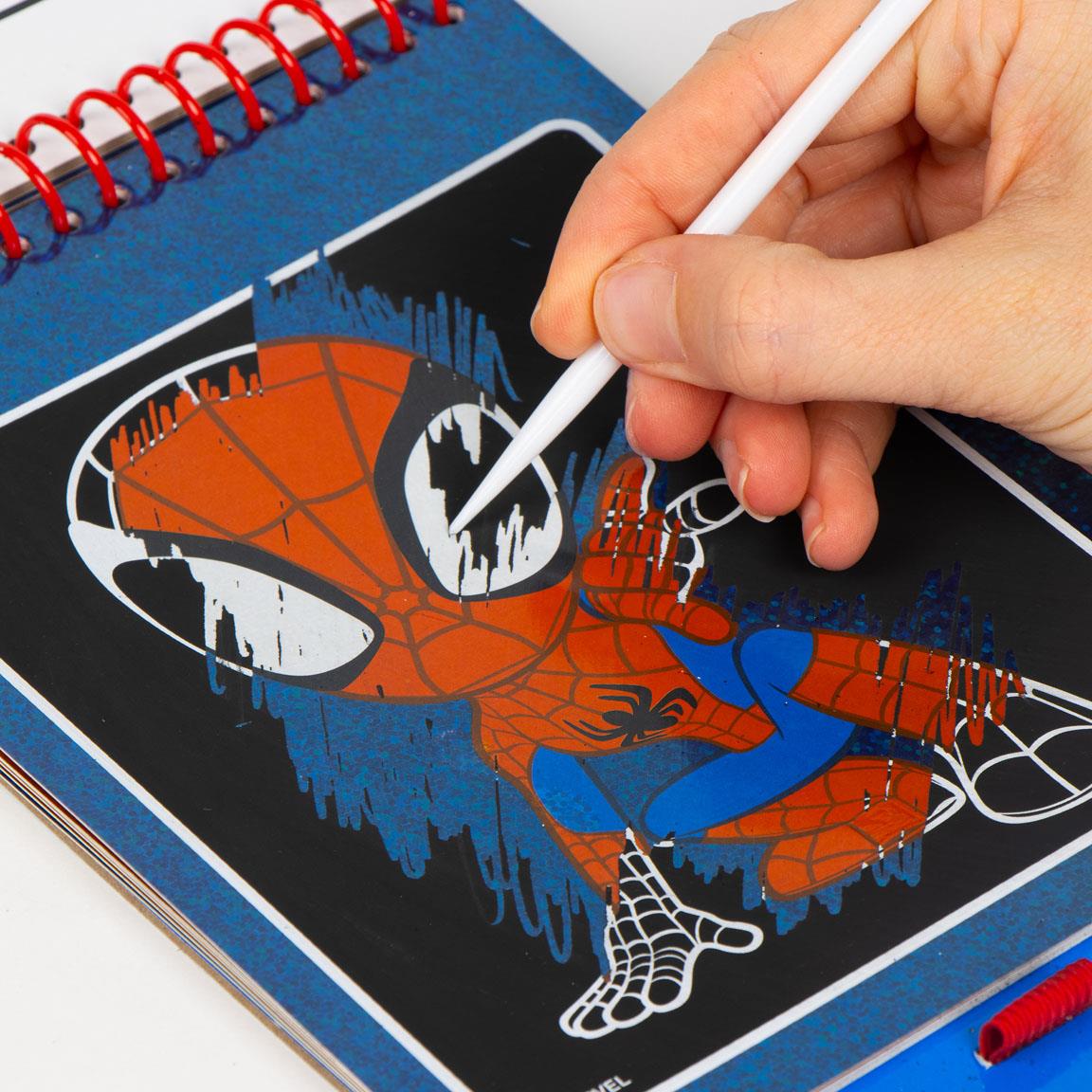 SET DE PAPELERÍA SCRATCH BOOK SPIDEY - Imagen 3