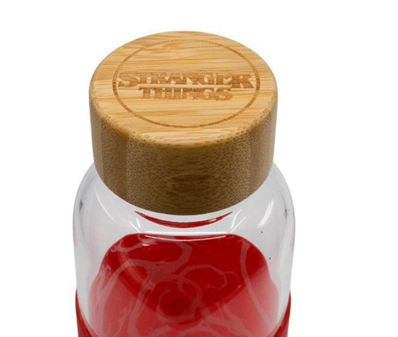 BOTELLA CRISTAL CON FUNDA SILICONA STRANGER THINGS